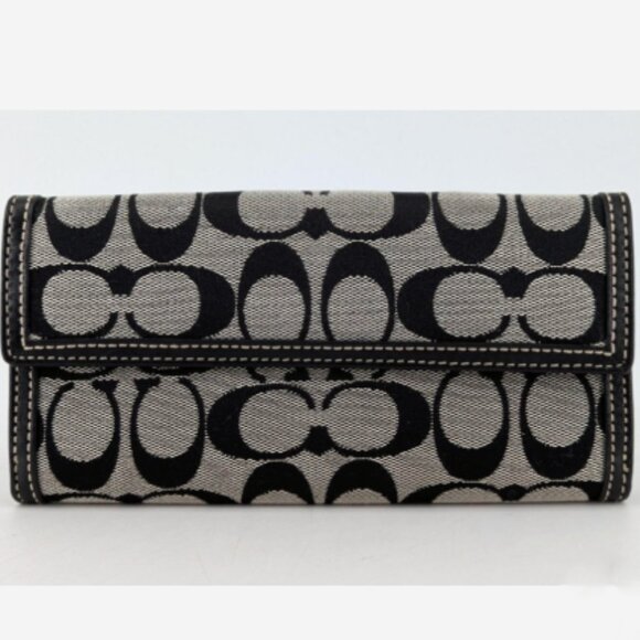 Coach Signature Canvas Turnlock Wallet - Picture 3 of 6